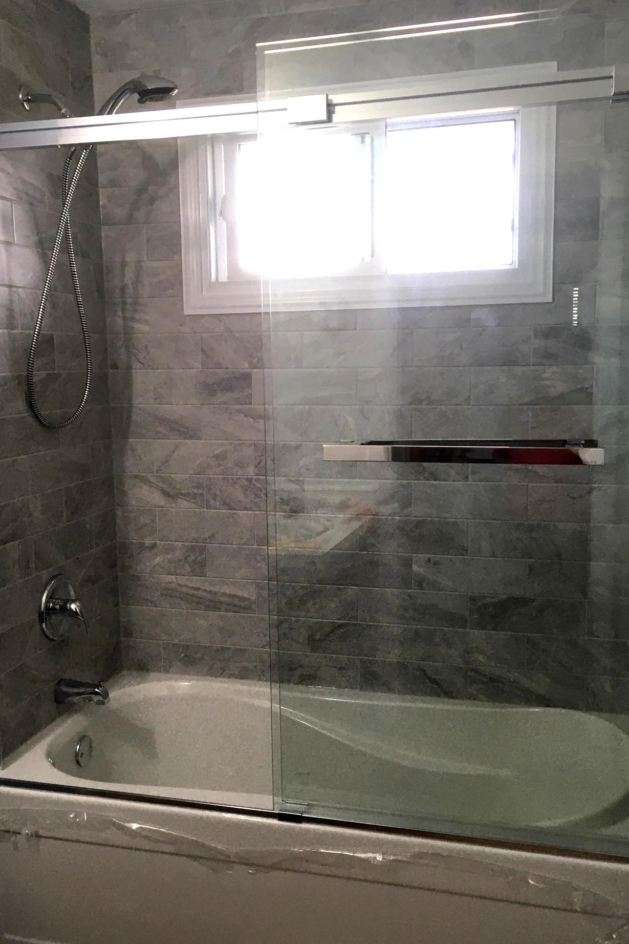Douche et céramique